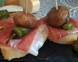 Foto del paso 5 de la receta: Montadito de Jamón Serrano, Pimiento del Padrón y Champiñón
