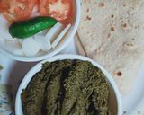 A picture of step 4 of Sarso ka saag.