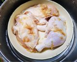 รูปขั้นตอนการทำที่ 4 ของ ไก่นึ่งกับน้ำจิ้มต้นหอมแบบจีน