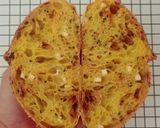 Foto langkah ke 25 dari resep Kunyit Wijen Jinten Hitam Chili Flakes Cheese Sourdough Bread (Open Bake Method).