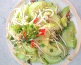 Hình bước làm 2 của món Dưa leo xào giá đỗ