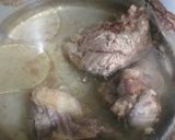 Foto langkah ke 1 dari resep Daging Sapi Bumbu Kuning.