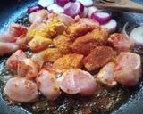A picture of step 1 of Coloured chicken stir fried rice.