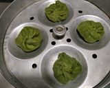A picture of step 2 of Spinach Momos.