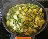 Foto del paso 1 de la receta Judías tiernas con patata y salsa de ajo y perejil al vino