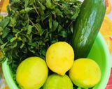 A picture of step 1 of 🍋+🥒+mint drink.