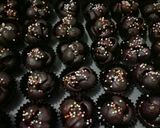 Foto langkah ke 6 dari resep Coklat Chococrunch.