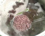 Foto langkah ke 2 dari resep Bubur Ketan Hitam praktis.