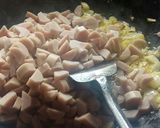 Foto langkah ke 2 dari resep Schotel sosis ayam.