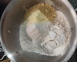 A picture of step 2 of Moth thalipith.
