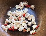 รูปขั้นตอนการทำที่ 1 ของ ข้าวผัดกะเพราไก่คีโต