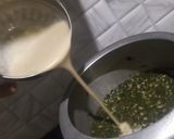 A picture of step 6 of Palak ka saag with makki ki roti and mooli ki sabzi.