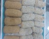 A picture of step 6 of Chicken cheese rolls.