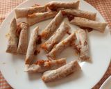 Foto del paso 13 de la receta: Ensalada de huevos de choco y gambas con Mini crujientes de Atún