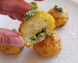 Foto del paso 12 de la receta Esferas de tortilla de patatas rellenas de pesto