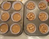 A picture of step 4 of Banana crunch muffins.