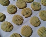Foto langkah ke 4 dari resep Greentea crumbs cookies.