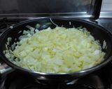 Foto del paso 1 de la receta: Pudding de merluza y gambas