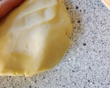 Foto del paso 2 de la receta: Aperitivo de panna cotta de trucha ahumada sobre galletas parmesanas