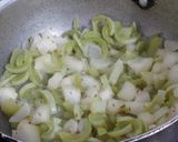 A picture of step 3 of Mixed Summer Vegetable Paal(Milk) Kootu.