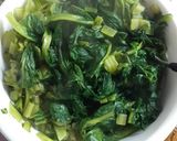 Foto del paso 3 de la receta: Mi manera de congelar acelga