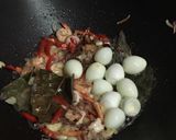 Foto langkah ke 2 dari resep Cah Kangkung / Tumis Kangkung Telur Puyuh.