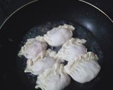 Foto langkah ke 5 dari resep Gyoza ayam jamur.