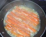 A picture of step 2 of Butter Garlic Carrot.