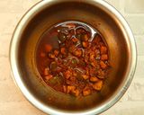 A picture of step 6 of Punjabi mango pickle.