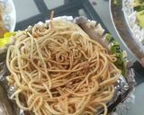 A picture of step 1 of Noodle kabab.