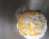 Une image de l'étape 4 de Pâte brisée à l oeuf.