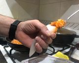 Foto del paso 5 de la receta Calamares rellenos de rape y gambas