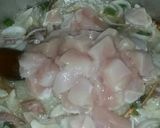 صورة لخطوة 2 من وصفة صدورة الدجاج بالخضرة 🍜