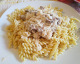 Foto del paso 6 de la receta: Pasta a la crema con champiñones y bacalao