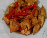 Foto langkah ke 4 dari resep Tumis tahu kulit saus tiram.