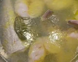 Foto del paso 6 de la receta: Pescadilla (o merluza) a la gallega con patatas de Sanlucar