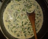 Foto del paso 5 de la receta: Arroz a la provenzal y camarones al verdeo en 2 quesos