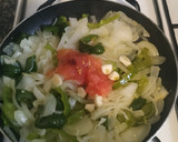 Foto del paso 2 de la receta: Calamares con patatas en salsa