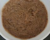 A picture of step 2 of Ulli karam dosa.