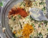 A picture of step 2 of Oats Chilla.