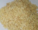 A picture of step 2 of Rice krispies/milk.
