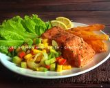 Foto langkah ke 4 dari resep Grilled lemon Salmon with Salsa #SeafoodFestival.