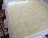 A picture of step 3 of Pistachio icecream.