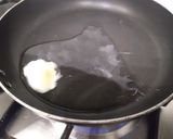 A picture of step 2 of Roasted Makhana (Lotus Seeds).