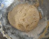 Foto del paso 2 de la receta: Pizza de salmón ahumado
