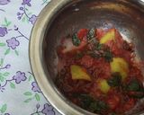 A picture of step 3 of Fresh strawberry and strawberry crushed mojito.
