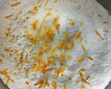 Foto del paso 1 de la receta: Medialunas de Manteca con Empaste