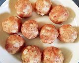 Hình bước làm 2 của món Thịt viên bọc trứng cút sốt cà chua 🍅