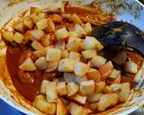 Foto langkah ke 2 dari resep Ayam kentang bumbu enak.