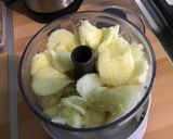 Une image de l'étape 8 de Courgettes farcies carotte jambon emmental.